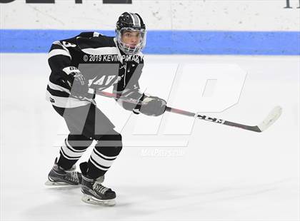 Thumbnail 2 in Xavier vs. Fairfield Prep (CIAC D1 Semifinal) photogallery.