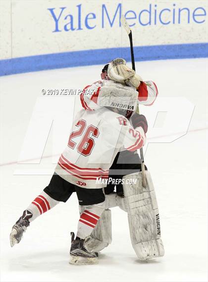 Thumbnail 3 in Xavier vs. Fairfield Prep (CIAC D1 Semifinal) photogallery.