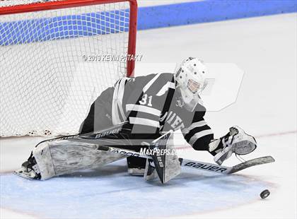 Thumbnail 2 in Xavier vs. Fairfield Prep (CIAC D1 Semifinal) photogallery.