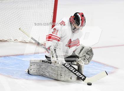 Thumbnail 3 in Xavier vs. Fairfield Prep (CIAC D1 Semifinal) photogallery.