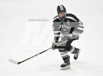 Thumbnail 2 in Xavier vs. Fairfield Prep (CIAC D1 Semifinal) photogallery.