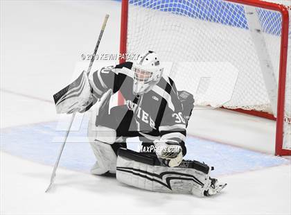 Thumbnail 1 in Xavier vs. Fairfield Prep (CIAC D1 Semifinal) photogallery.