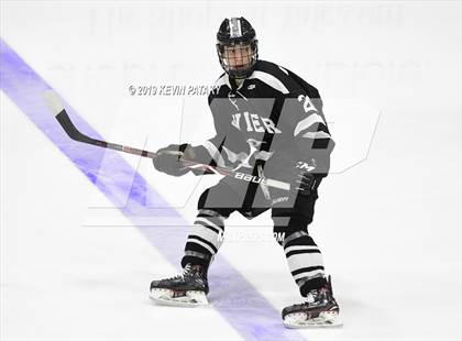 Thumbnail 3 in Xavier vs. Fairfield Prep (CIAC D1 Semifinal) photogallery.