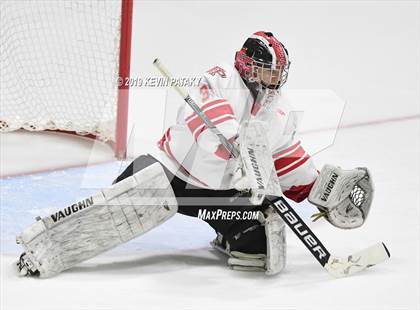Thumbnail 3 in Xavier vs. Fairfield Prep (CIAC D1 Semifinal) photogallery.
