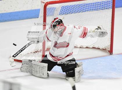 Thumbnail 1 in Xavier vs. Fairfield Prep (CIAC D1 Semifinal) photogallery.