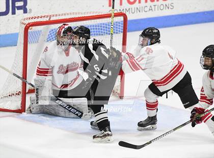 Thumbnail 2 in Xavier vs. Fairfield Prep (CIAC D1 Semifinal) photogallery.