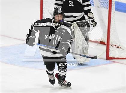 Thumbnail 2 in Xavier vs. Fairfield Prep (CIAC D1 Semifinal) photogallery.