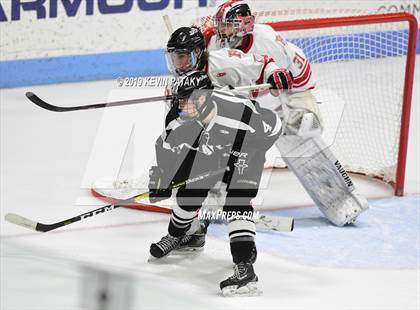Thumbnail 2 in Xavier vs. Fairfield Prep (CIAC D1 Semifinal) photogallery.