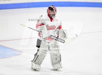 Thumbnail 2 in Xavier vs. Fairfield Prep (CIAC D1 Semifinal) photogallery.