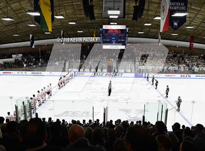 Thumbnail 2 in Xavier vs. Fairfield Prep (CIAC D1 Semifinal) photogallery.