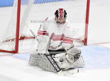 Thumbnail 3 in Xavier vs. Fairfield Prep (CIAC D1 Semifinal) photogallery.