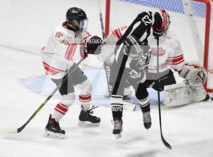 Thumbnail 3 in Xavier vs. Fairfield Prep (CIAC D1 Semifinal) photogallery.