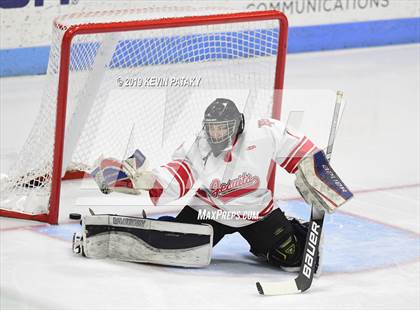 Thumbnail 2 in Xavier vs. Fairfield Prep (CIAC D1 Semifinal) photogallery.