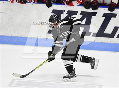 Thumbnail 3 in Xavier vs. Fairfield Prep (CIAC D1 Semifinal) photogallery.