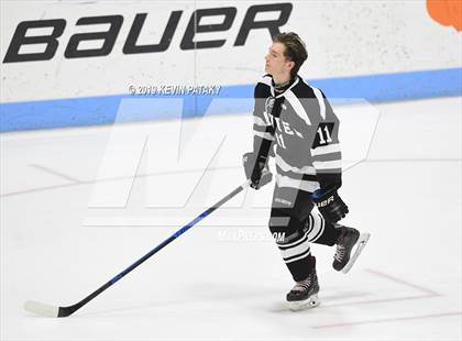 Thumbnail 3 in Xavier vs. Fairfield Prep (CIAC D1 Semifinal) photogallery.