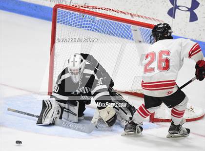 Thumbnail 3 in Xavier vs. Fairfield Prep (CIAC D1 Semifinal) photogallery.