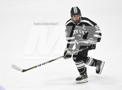 Thumbnail 3 in Xavier vs. Fairfield Prep (CIAC D1 Semifinal) photogallery.