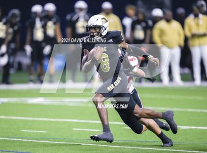 Thumbnail 3 in South Oak Cliff vs. Lovejoy (UIL 5A D2 Quarterfinal Final) photogallery.