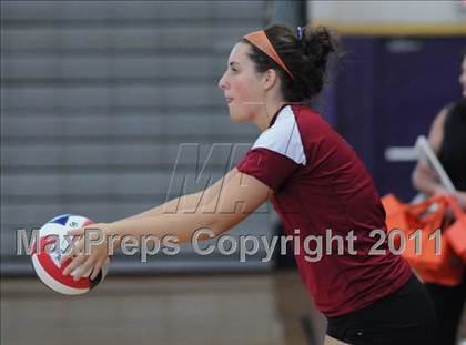 Thumbnail 2 in Central Catholic vs. Gilbert (2010 Durango Fall Classic) photogallery.
