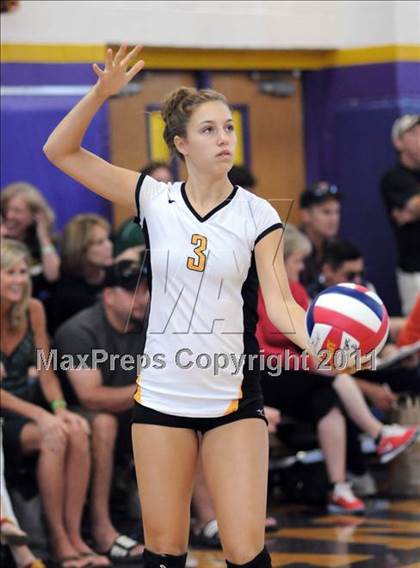 Thumbnail 1 in Central Catholic vs. Gilbert (2010 Durango Fall Classic) photogallery.