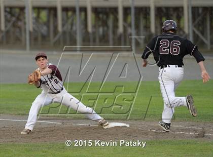 Thumbnail 1 in North Haven vs. East Lyme (CIAC Class L Final) photogallery.