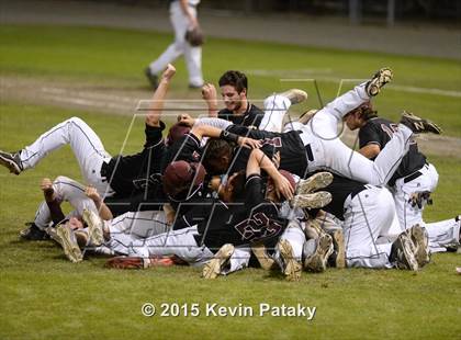 Thumbnail 1 in North Haven vs. East Lyme (CIAC Class L Final) photogallery.