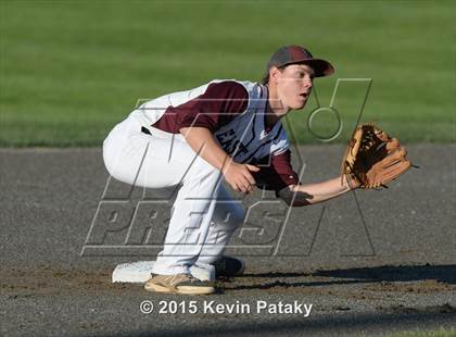 Thumbnail 2 in North Haven vs. East Lyme (CIAC Class L Final) photogallery.