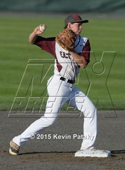 Thumbnail 3 in North Haven vs. East Lyme (CIAC Class L Final) photogallery.