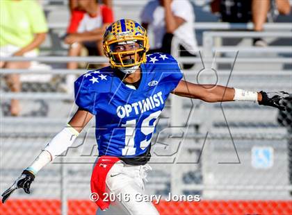 Thumbnail 2 in Sacramento Optimist All-Star Game (North vs. South) photogallery.