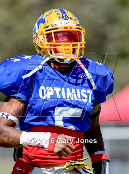 Thumbnail 2 in Sacramento Optimist All-Star Game (North vs. South) photogallery.