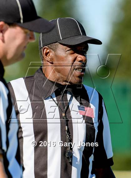 Thumbnail 1 in Sacramento Optimist All-Star Game (North vs. South) photogallery.