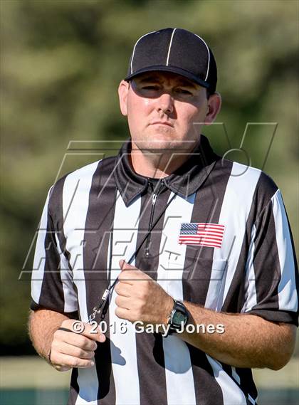 Thumbnail 3 in Sacramento Optimist All-Star Game (North vs. South) photogallery.