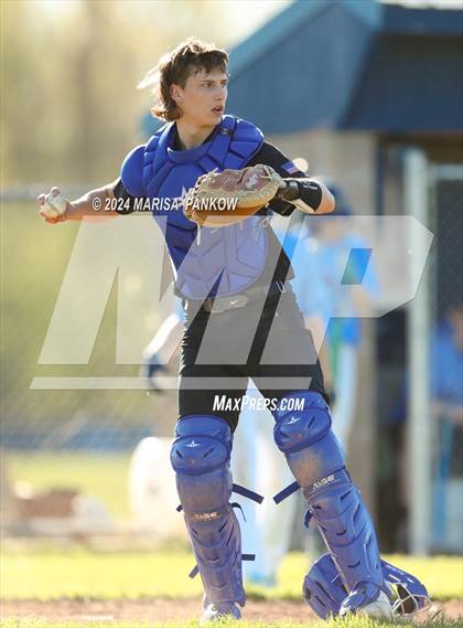 Thumbnail 2 in Bishop Grimes vs Cazenovia photogallery.