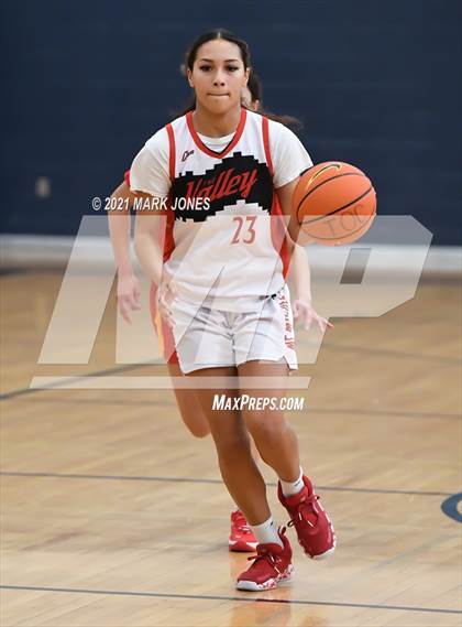 Thumbnail 3 in Mount Miguel vs. Seton Catholic (Nike Tournament of Champions) photogallery.