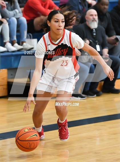 Thumbnail 3 in Mount Miguel vs. Seton Catholic (Nike Tournament of Champions) photogallery.