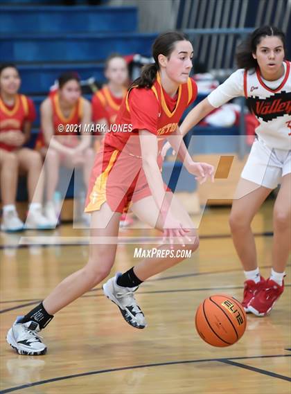 Thumbnail 1 in Mount Miguel vs. Seton Catholic (Nike Tournament of Champions) photogallery.