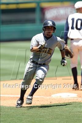 Thumbnail 2 in Quartz Hill vs Vista Murrieta (D3 Section Final) photogallery.