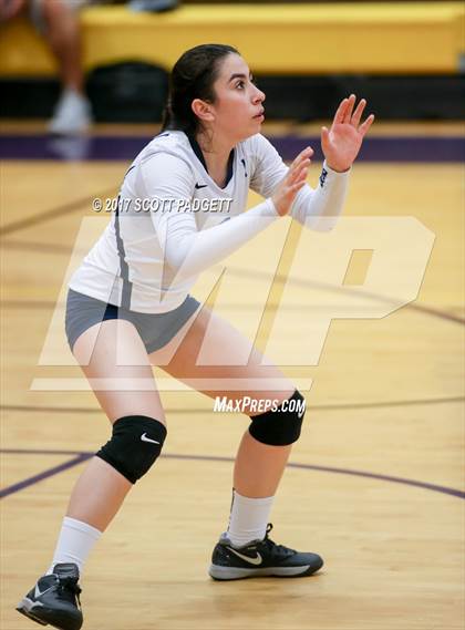 Thumbnail 1 in Aquinas @ Linfield Christian photogallery.