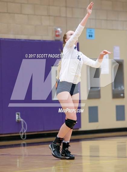 Thumbnail 1 in Aquinas @ Linfield Christian photogallery.