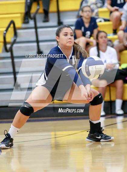 Thumbnail 1 in Aquinas @ Linfield Christian photogallery.