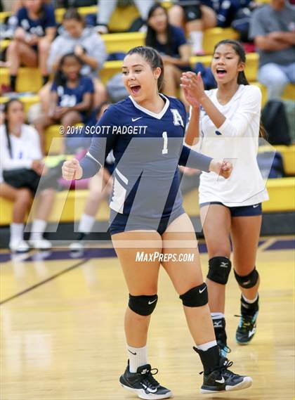 Thumbnail 3 in Aquinas @ Linfield Christian photogallery.