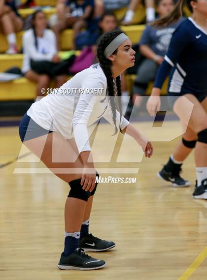 Thumbnail 2 in Aquinas @ Linfield Christian photogallery.