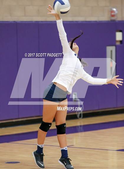 Thumbnail 3 in Aquinas @ Linfield Christian photogallery.