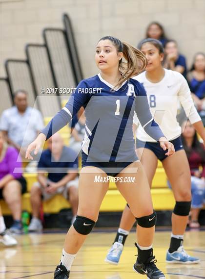 Thumbnail 2 in Aquinas @ Linfield Christian photogallery.