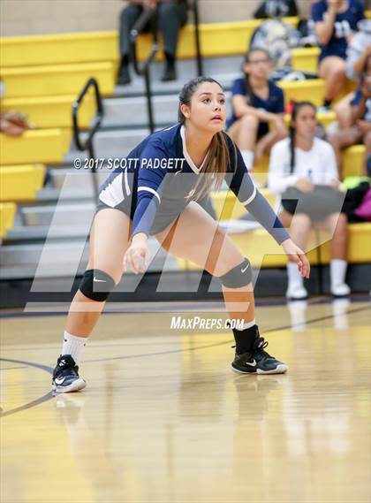 Thumbnail 3 in Aquinas @ Linfield Christian photogallery.