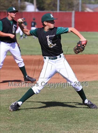 Thumbnail 2 in Royal vs. Santa Barbara (Righetti Spring Classic) photogallery.