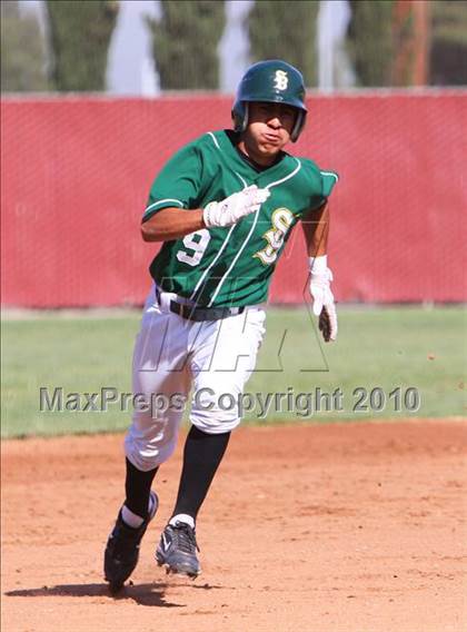 Thumbnail 2 in Royal vs. Santa Barbara (Righetti Spring Classic) photogallery.