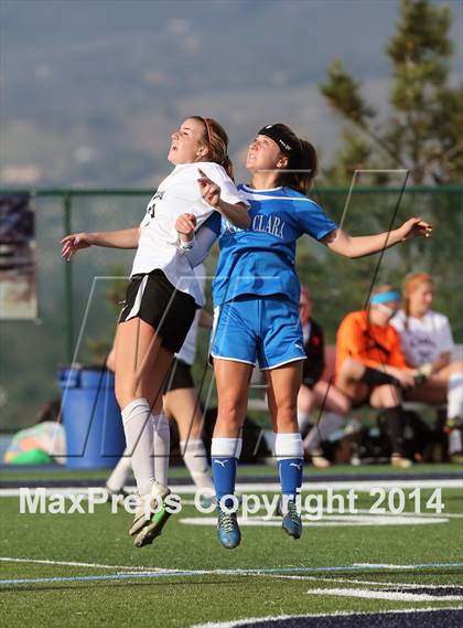 Thumbnail 2 in Los Gatos vs. Santa Clara (CIF CCS D1 Final) photogallery.