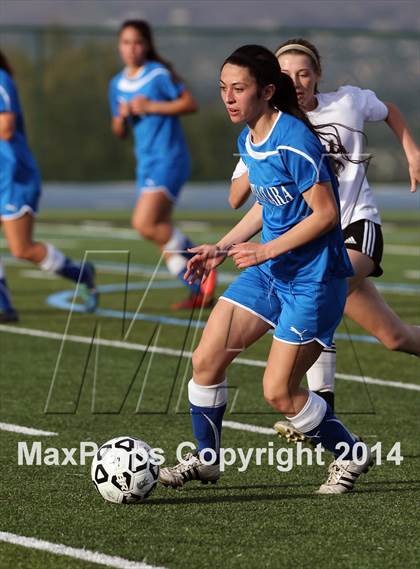 Thumbnail 3 in Los Gatos vs. Santa Clara (CIF CCS D1 Final) photogallery.