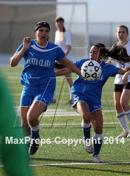 Thumbnail 3 in Los Gatos vs. Santa Clara (CIF CCS D1 Final) photogallery.